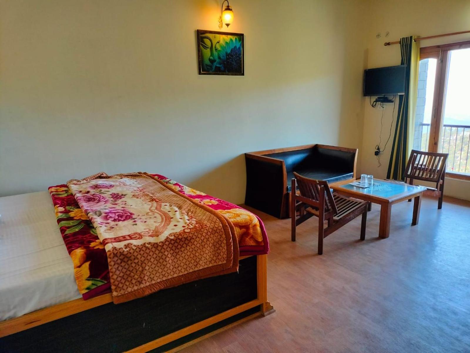 Elphinstone Inn Almora Exterior photo